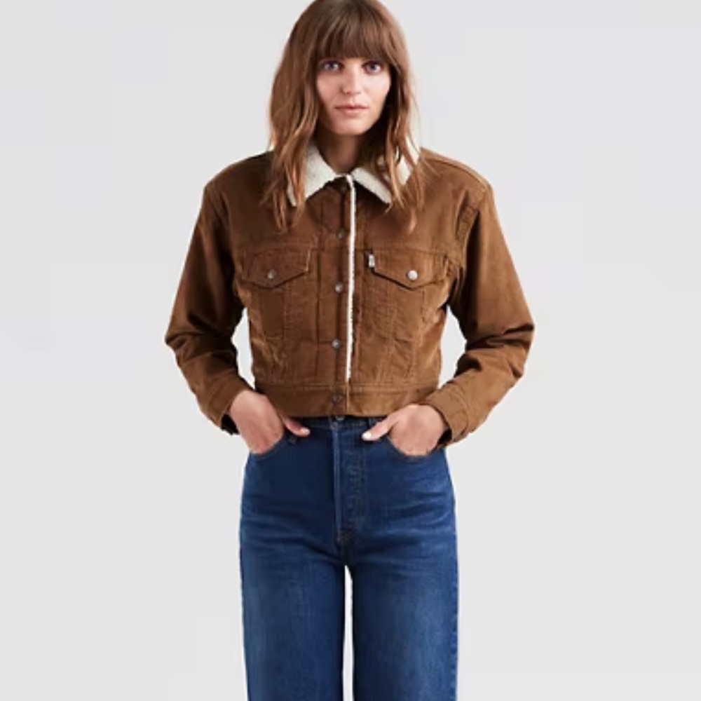 Cropped Levi’s corduroy jacket